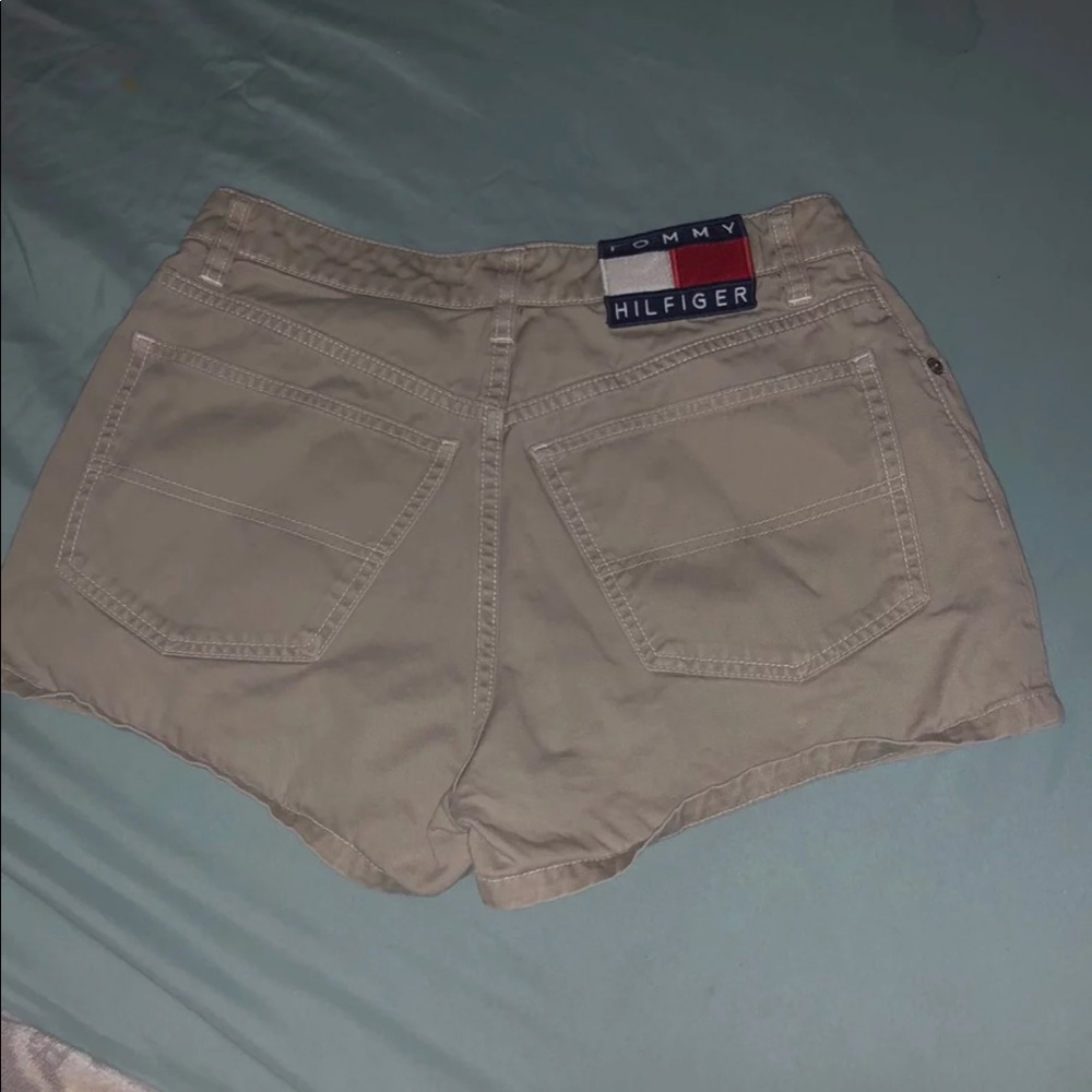 Tommy Hilfiger vintage logo shorts